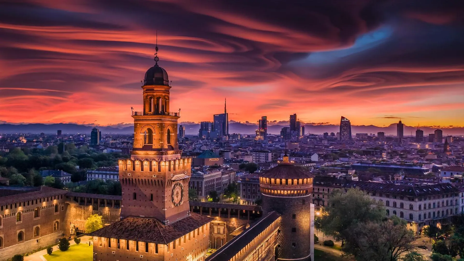 Sansiro-Duomo, Exclusive Apartment, Wifi & Netflix Milano Italia