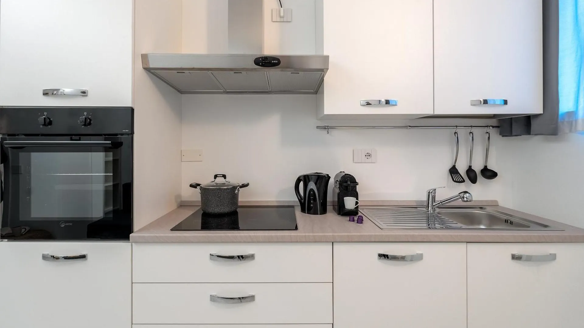 Sansiro-Duomo, Exclusive Apartment, Wifi & Netflix Milano Appartamento